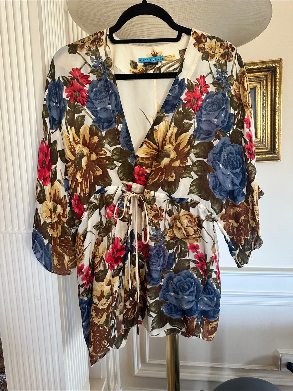 Alice + Olivia Blue, Brown & Red Floral Drawstring Tunic